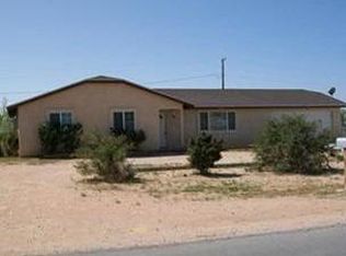 15581 Tonekai Rd, Apple Valley, CA 92307