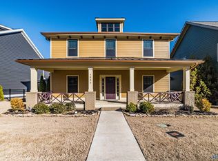 1532 Trek St, Huntsville, AL 35811