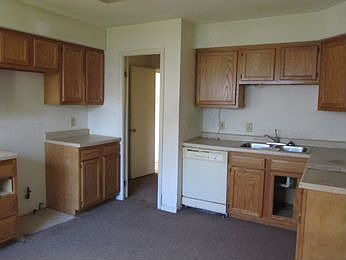 2nd image of 1081 Melbourne Dr