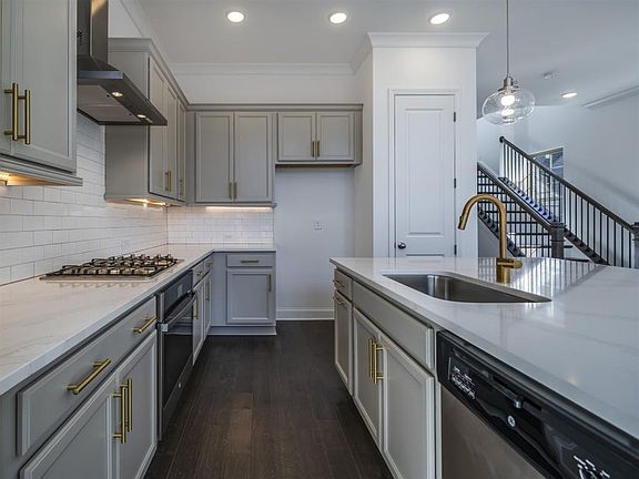 4th image of 1054 Kirkland Cir SE