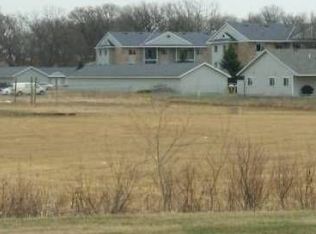 6427 Ash St, North Branch, MN 55056