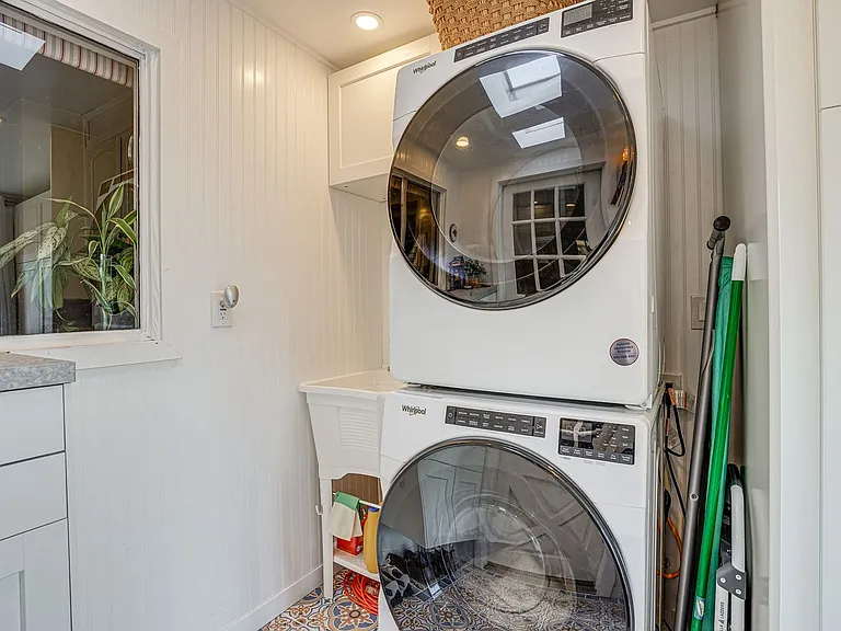 Laundry Room Cabinet