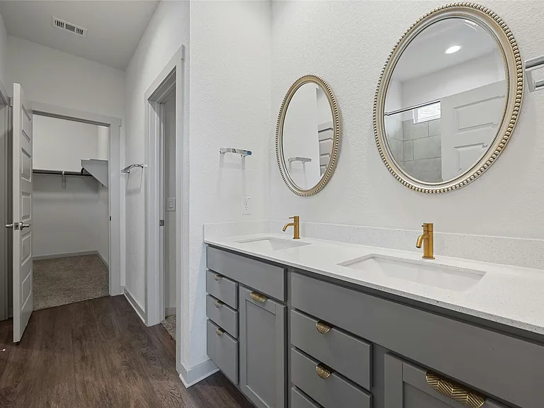 141 Parryi Cv — Photo 21