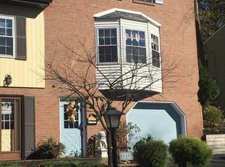 1315 Buckskin Trl, Bethel Park, PA 15102