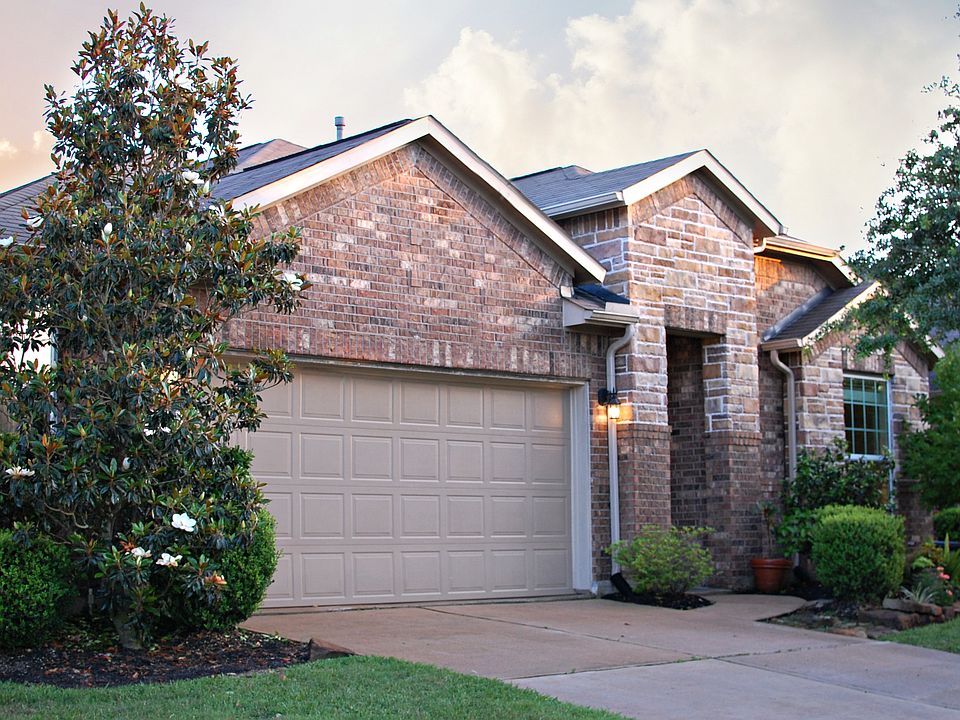 1st image of 7314 Enchanted Rock Ln