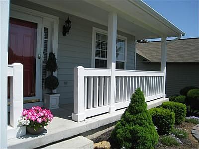 2nd image of 3242 Spillway Ct