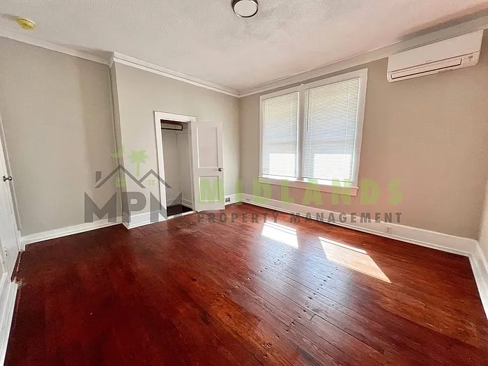 2326 Stark St #A — Photo 11