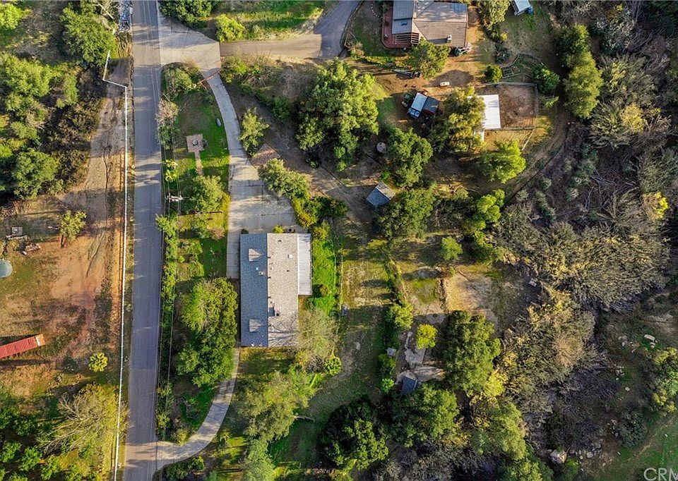 2nd image of 29450 Paso Robles Rd