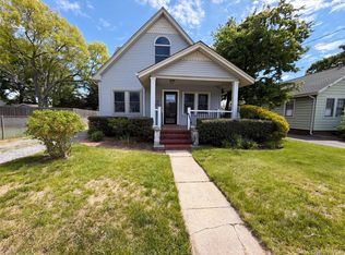 43 Highland Ave, Patchogue, NY 11772