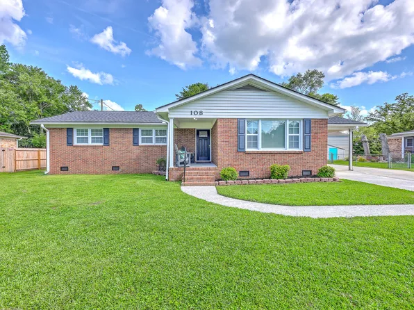 108 Reardon St, Moncks Corner, SC 29461