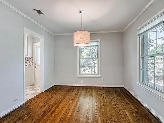 3rd image of 9208 San Fernando Way #9208