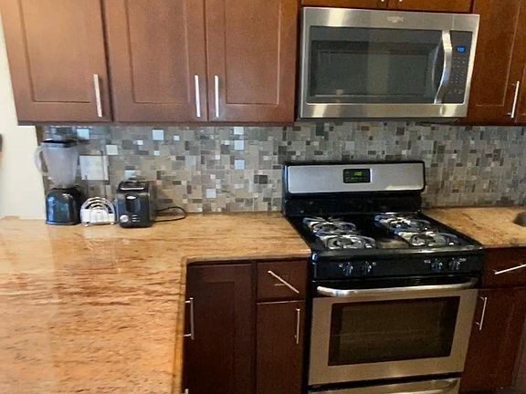 4th image of 1821 Rockaway Pkwy #3