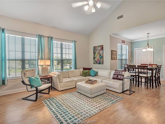 5th image of 801 Luther St W Unit 1401