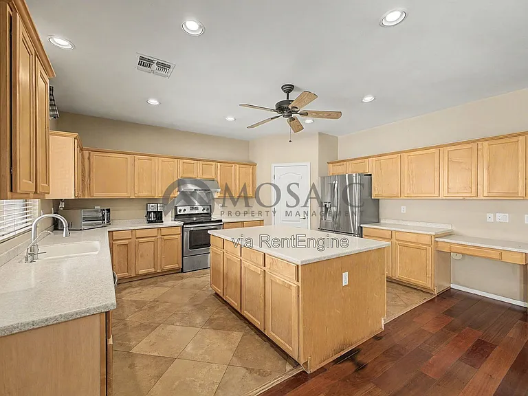 2172 W Enfield Way — Photo 20