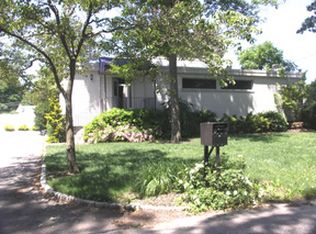 20 Polk St, Rocky Point, NY 11778