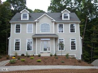 511 Old Waterbury Rd, Danbury, CT 06810