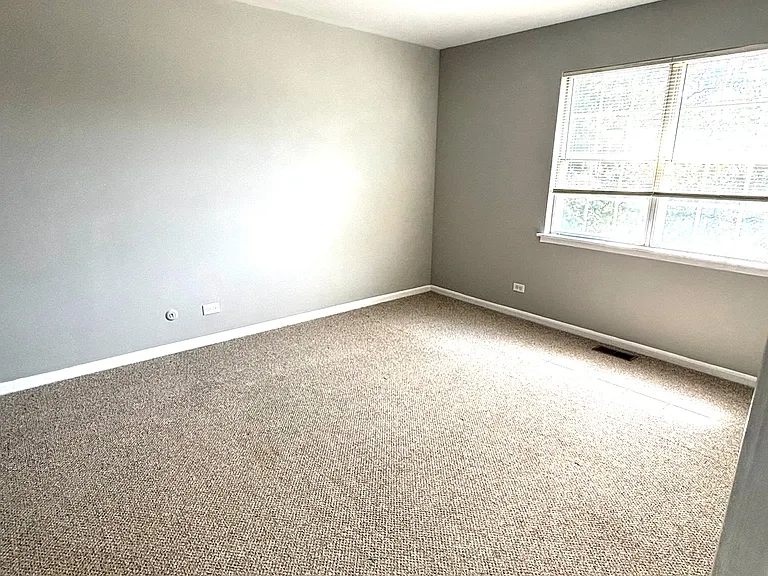 326 Plumwood Ln — Photo 9
