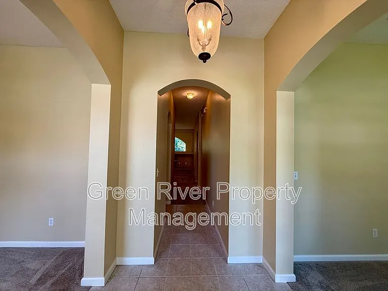 8716 Canopy Oaks Dr — Photo 9