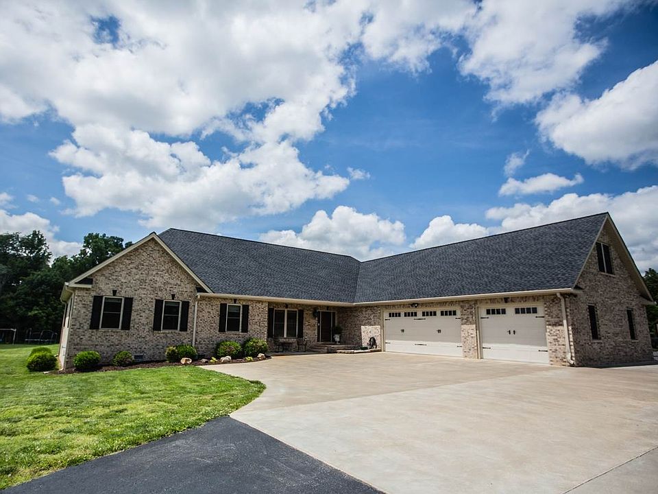 1st image of 364 Serenity Ln