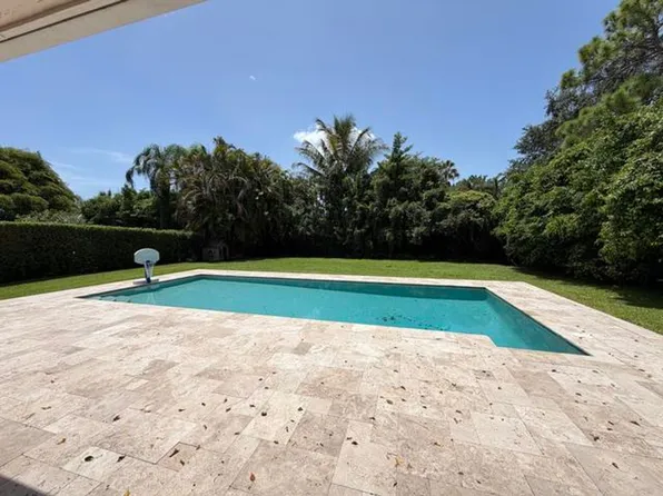 10114 Hunt Club Ln, Palm Beach Gardens, FL 33418