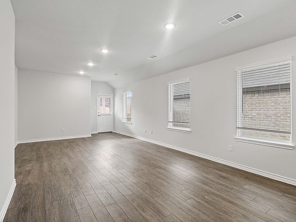 7th image of this home