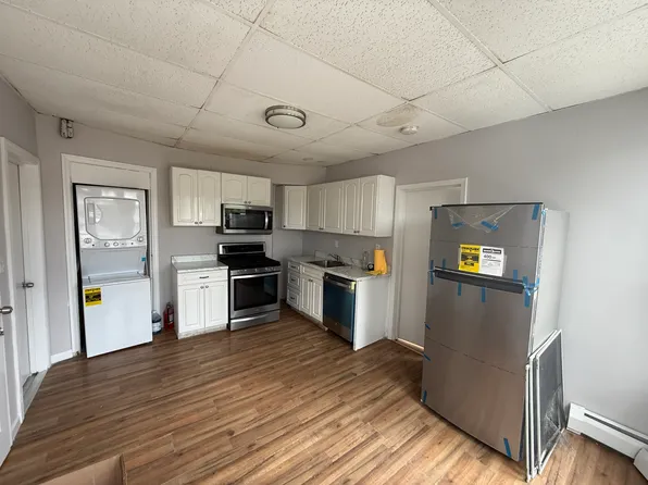 74 Market St Floor 3, Paterson, NJ 07505
