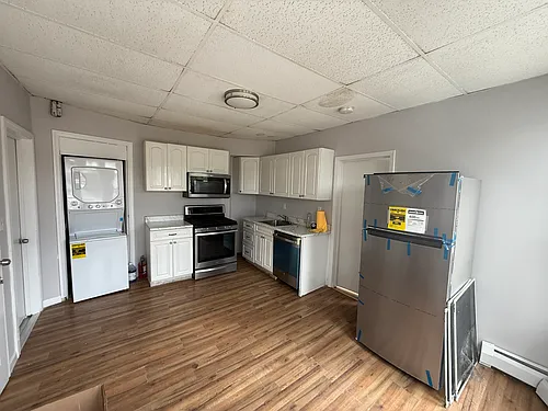 74 Market St #3 Photo 1