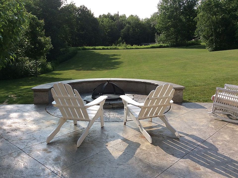 Patio with view & fire pit.