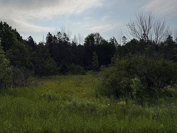 5th image of Hillcrest Rd