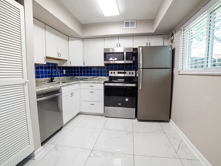 7752 Montgomery Rd #65 — Photo 10