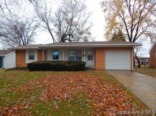 141 Nottingham Rd, Springfield, IL 62704