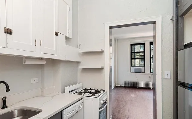 Rented by Corcoran | media 39