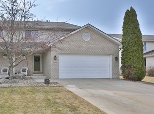 4933 W 92nd Ave, Crown Point, IN 46307