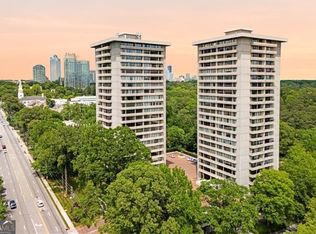 2575 Peachtree Rd NE APT 9G, Atlanta, GA 30305