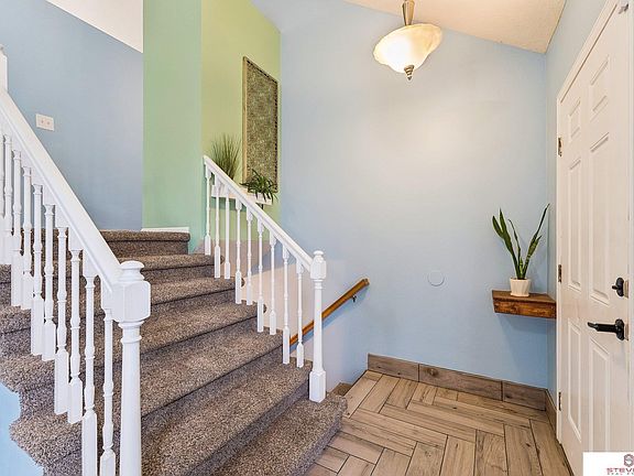4th image of 10859 Newport Ave