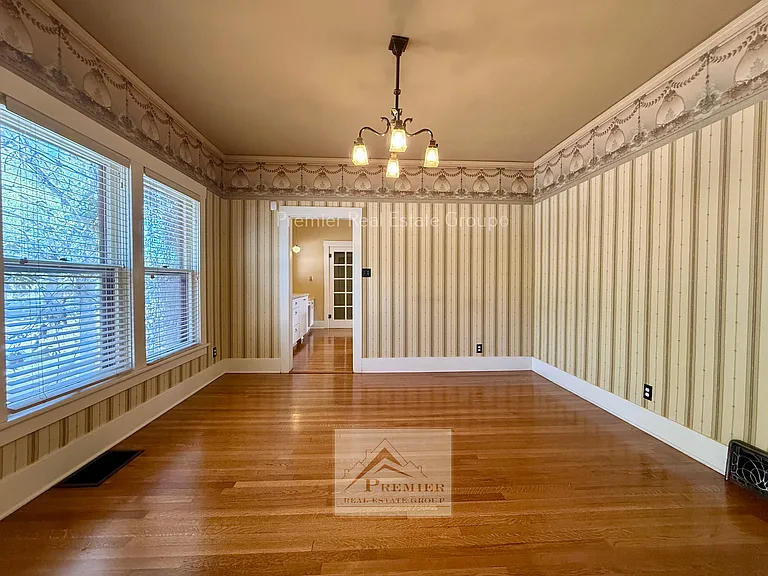 429 E San Rafael St — Photo 22