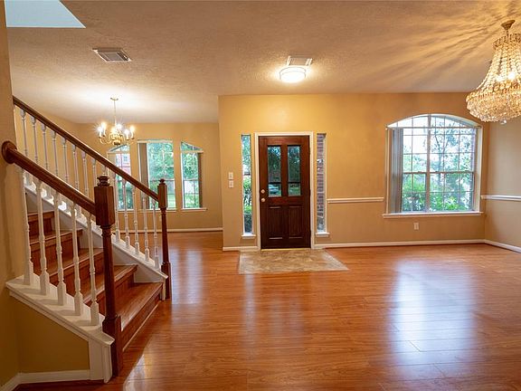 5th image of 16202 Quiet Canyon Ct