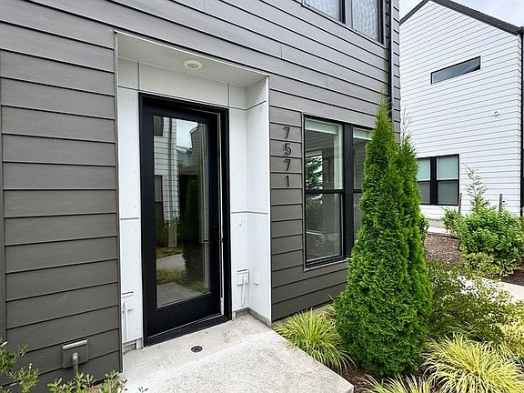 2nd image of 7561-7579 N Drummond Ave #7571K196