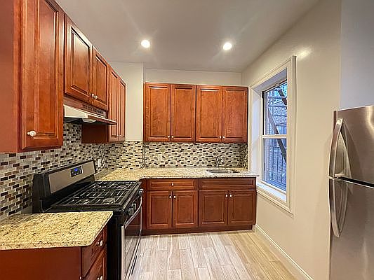 4th image of 71-10 34th Ave #2