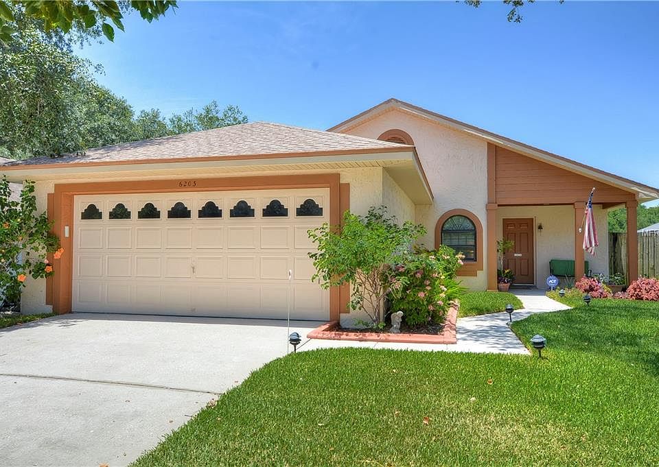 1st image of 6203 Crickethollow Dr