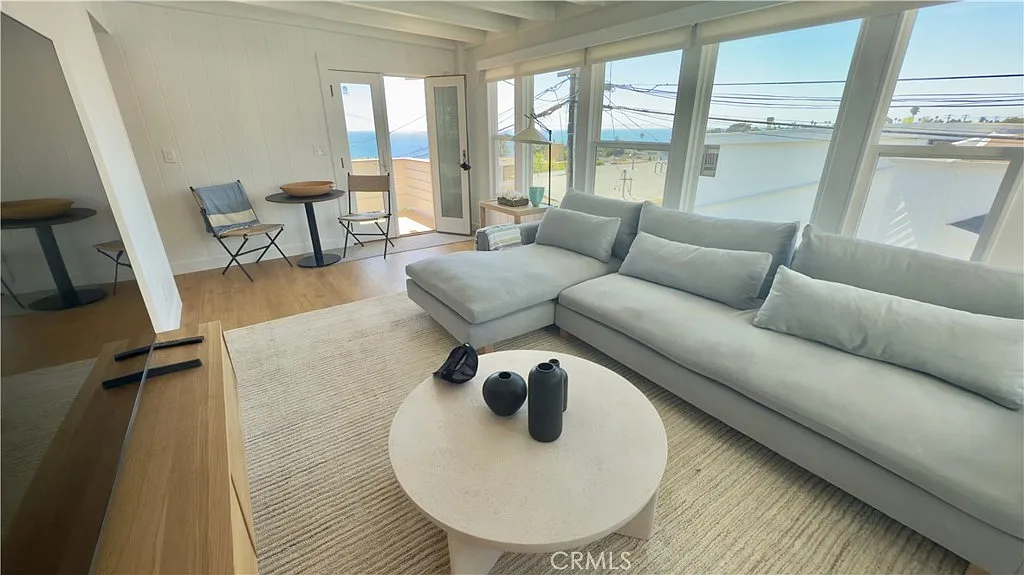 1 bed, 700 sqft, $5,500 — Photo 2