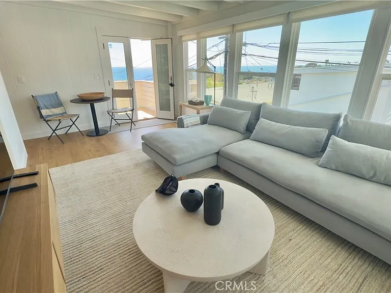 252 Grandview St #B — Photo 2