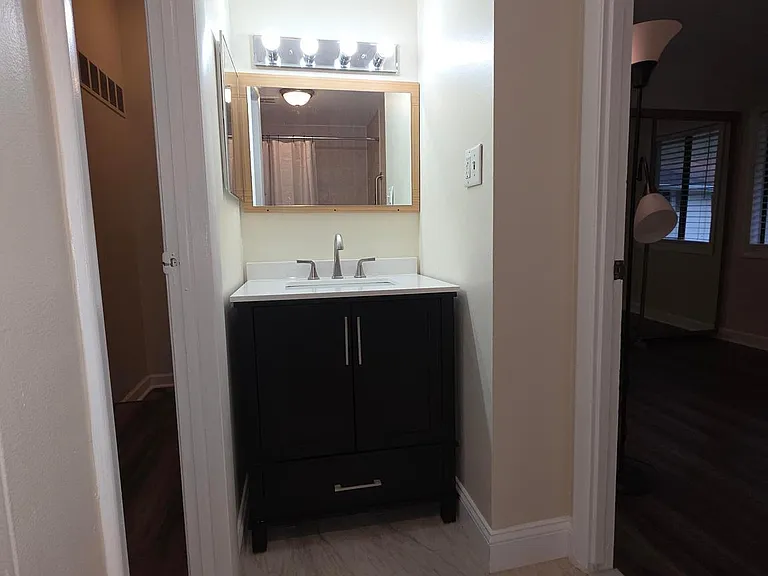 5407 Fallriver Row Ct — Photo 18