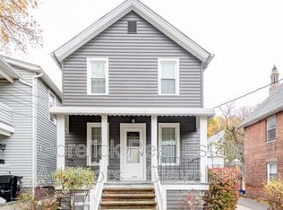 2159 Murray Hill Rd, Cleveland, OH 44106