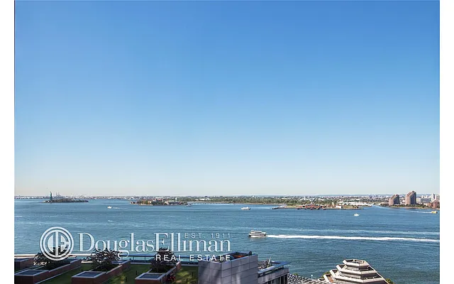 Rented by Douglas Elliman | media 24