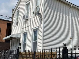 3138 W Wabansia Ave, Chicago, IL 60647