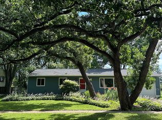 905 Saybrook Rd, Madison, WI 53711