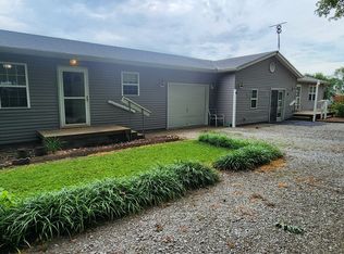 277 N Plum St, Clinton, IN 47842