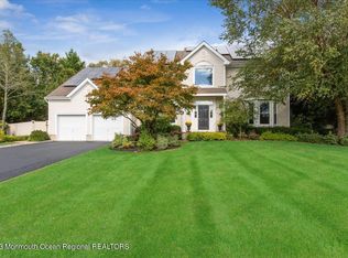 29 Goldfinch Rd, Jackson, NJ 08527