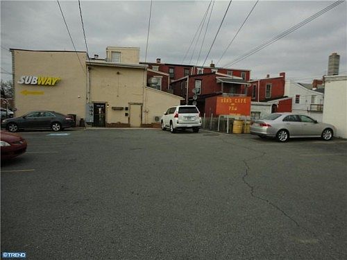 2nd image of 448 Penn Ave